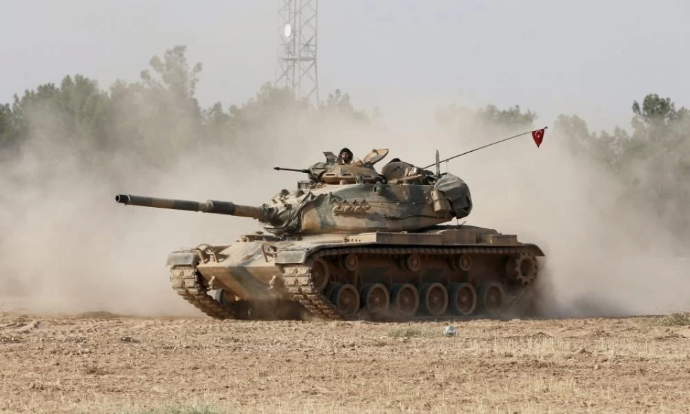 Στα άκρα η σύγκρουση: Το τουρκικό πυροβολικό χτύπησε ξανά ρωσική βάση στη Συρία